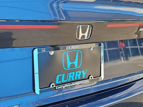 Used 2025 Honda Accord SE image 31
