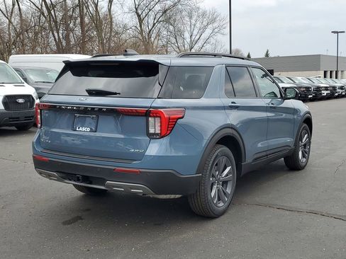 New 2026 Ford Explorer Active image 4