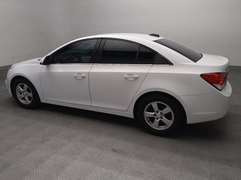 Used 2016 Chevrolet Cruze LT w/ Enhanced Safety Package FWD image 3