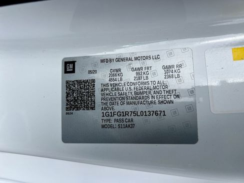 Used 2020 Chevrolet Camaro SS image 28