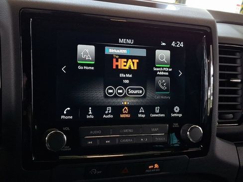 Used 2024 Nissan Frontier PRO-4X w/ Technology Package AWD/4WD image 19