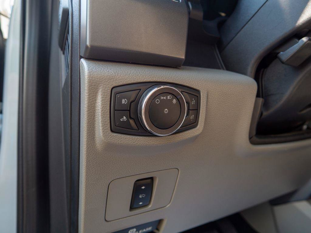 Used 2019 Ford F250 XLT w/ XLT Value Package AWD/4WD image 19