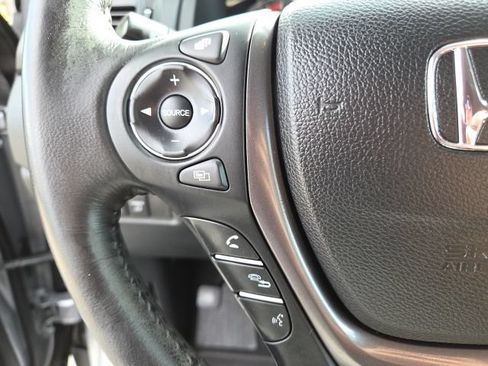 Certified 2023 Honda Ridgeline RTL image 38