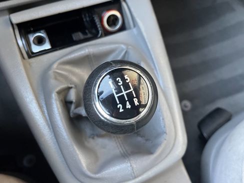 Used 2002 Volkswagen Passat GLS image 23