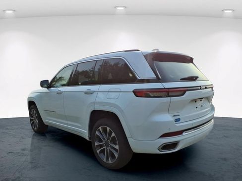 Used 2023 Jeep Grand Cherokee Overland AWD/4WD image 18