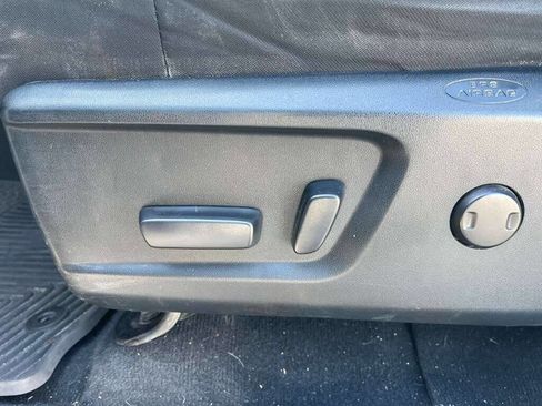 Used 2015 Toyota Tundra SR5 image 18