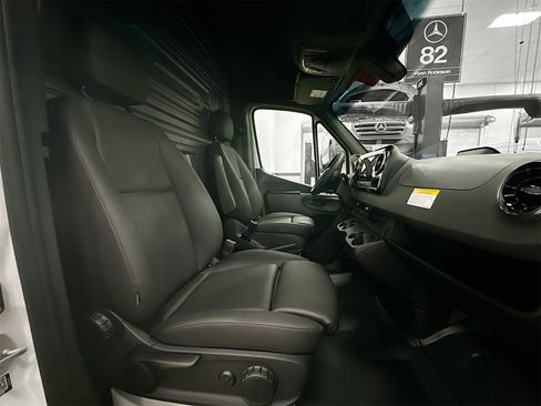 New 2026 Mercedes-Benz Sprinter 2500 image 27