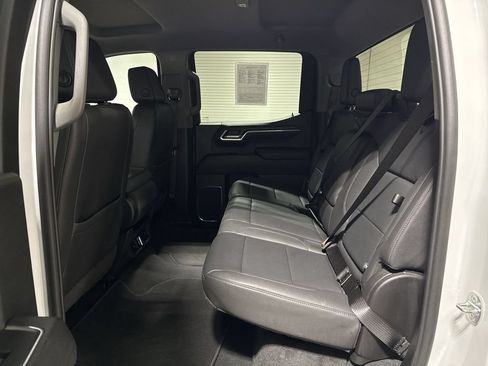 Used 2024 GMC Sierra 1500 SLT AWD/4WD image 22