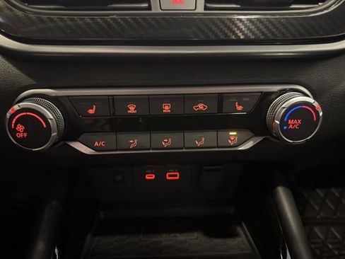 Certified 2023 Nissan Altima 2.5 SR w/ SR Premium Package FWD image 26
