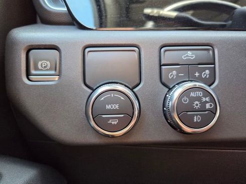 Used 2023 GMC Sierra 1500 Elevation RWD image 18
