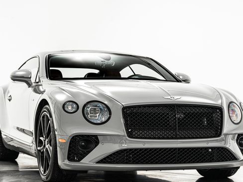 Used 2024 Bentley Continental GT V8 image 3