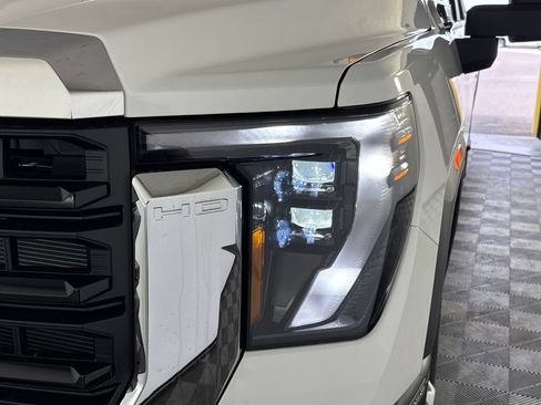 New 2026 GMC Sierra 2500 Pro w/ 1SA Pro Safety Plus Package AWD/4WD image 35