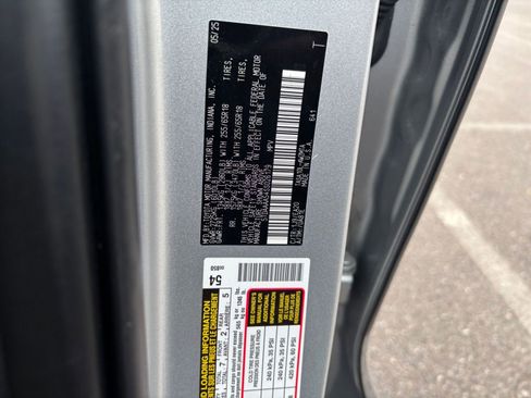 Used 2025 Toyota Grand Highlander FWD image 32