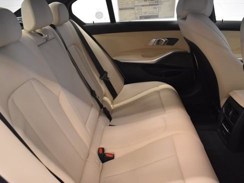 New 2026 BMW 330i xDrive Sedan w/ Premium Package AWD/4WD image 18