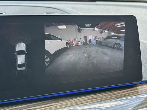 Used 2018 BMW 530i RWD image 20