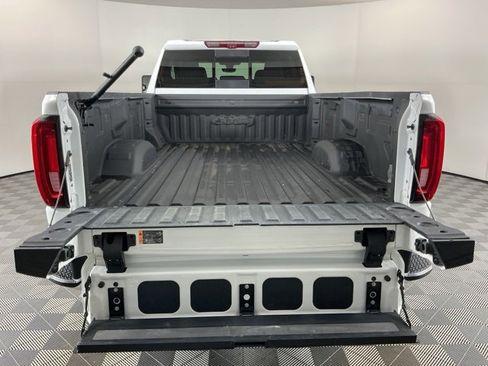Used 2023 GMC Sierra 3500 AT4 w/ AT4 Premium Plus Package image 8