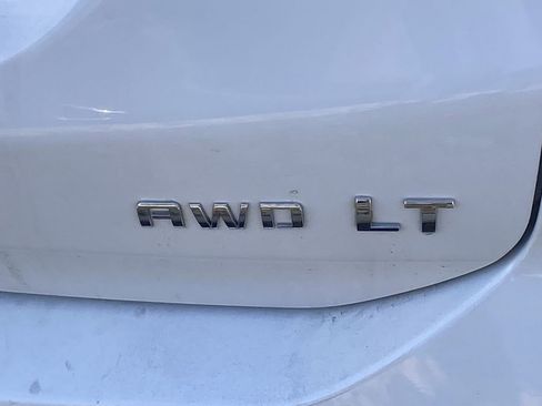 Used 2024 Chevrolet Equinox LT image 12