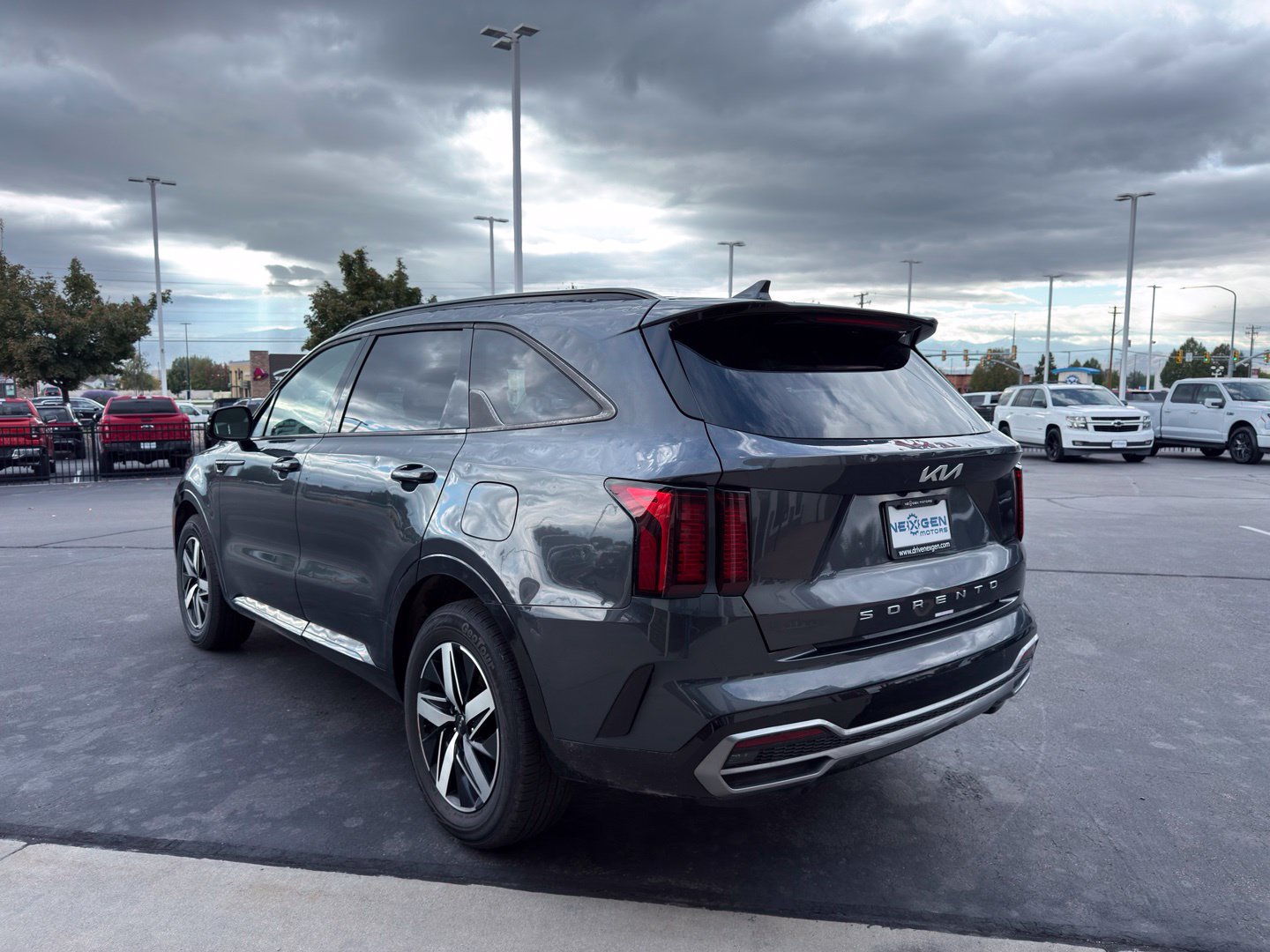 Used 2022 Kia Sorento S FWD image 32