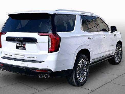 Used 2023 GMC Yukon Denali Ultimate AWD/4WD image 16