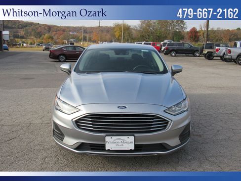 Used 2020 Ford Fusion SE image 19