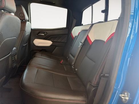 Used 2023 GMC Canyon AT4X AWD/4WD image 11