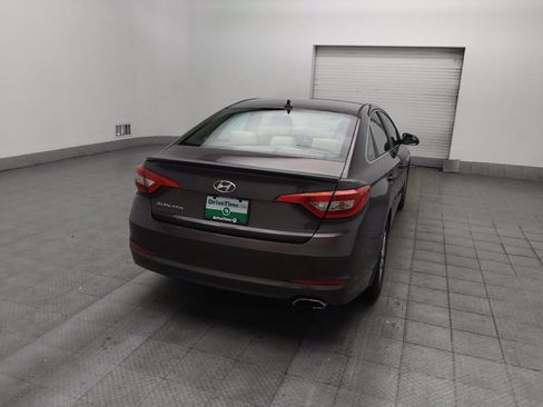 Used 2015 Hyundai Sonata SE w/ Winter Package FWD image 7