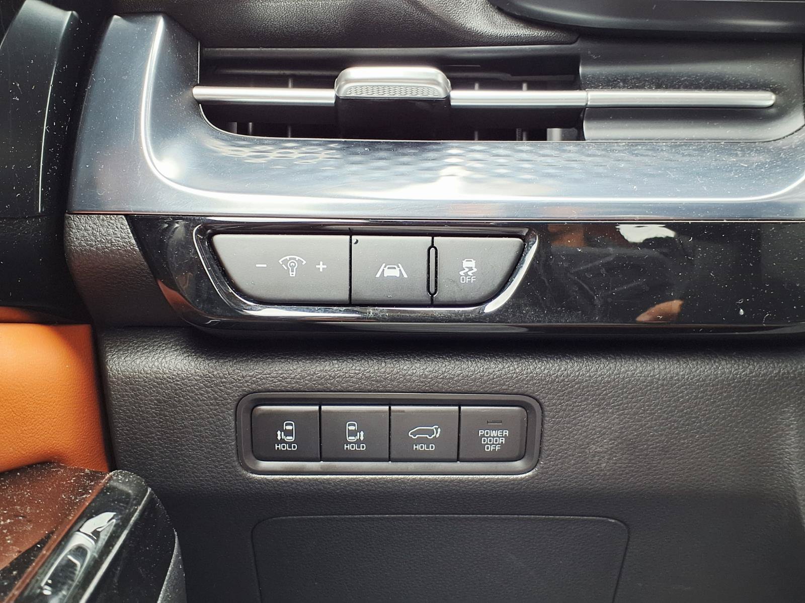 Used 2022 Kia Carnival SX Prestige FWD image 25
