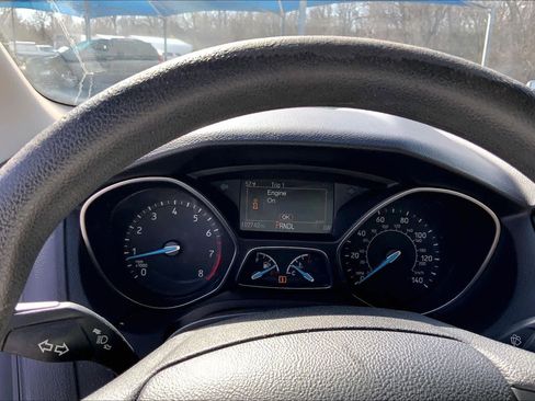 Used 2016 Ford Focus SE image 26