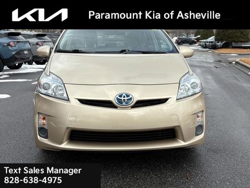 Used 2010 Toyota Prius Two image 2