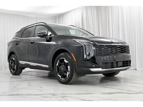 New 2026 Kia Sportage EX w/ EX Panorama Roof Package image 2