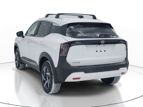 New 2026 Nissan Kicks SV image 3