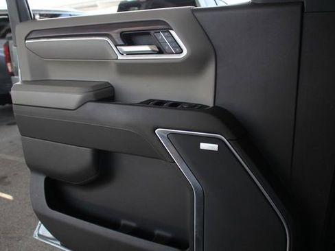 Used 2023 GMC Sierra 1500 SLT image 21