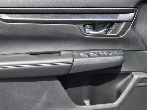 Used 2025 Honda CR-V LX image 15