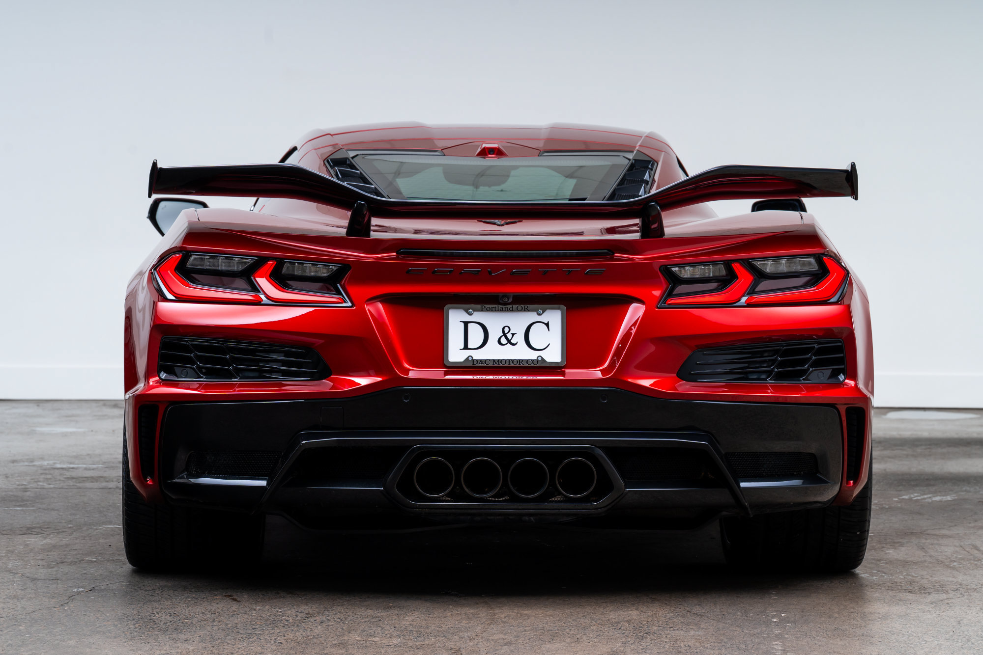 Used 2024 Chevrolet Corvette Z06 w/ Z07 Performance Package RWD image 6