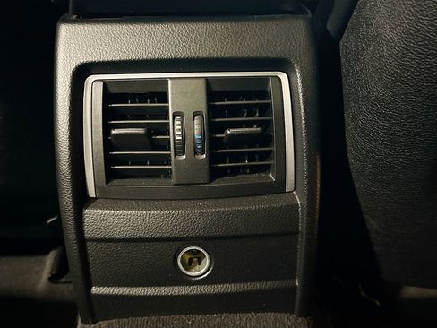 Used 2018 BMW M3 image 25