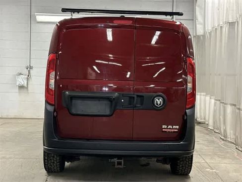 Used 2019 RAM ProMaster City Tradesman image 4