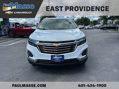 Certified 2022 Chevrolet Equinox Premier w/ LPO, Cargo Package FWD image 2