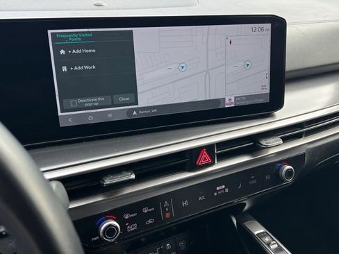 Certified 2024 Kia Sorento S image 24