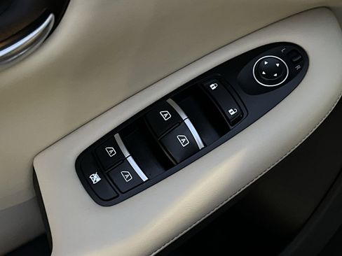 Used 2020 INFINITI QX50 Luxe w/ Navigation Package image 13