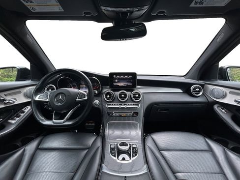 Used 2019 Mercedes-Benz GLC 300 4MATIC image 12