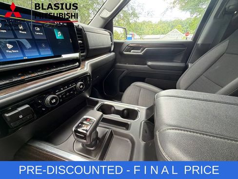 Used 2024 Chevrolet Silverado 1500 LT Trail Boss w/ Protection Package AWD/4WD image 19