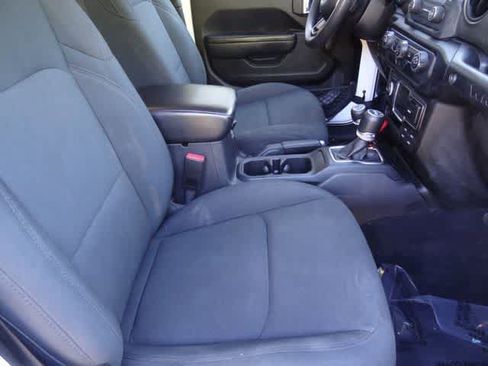Used 2021 Jeep Wrangler Unlimited Sport AWD/4WD image 13
