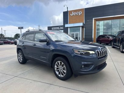 Used 2021 Jeep Cherokee Latitude Lux w/ Comfort/Convenience Group