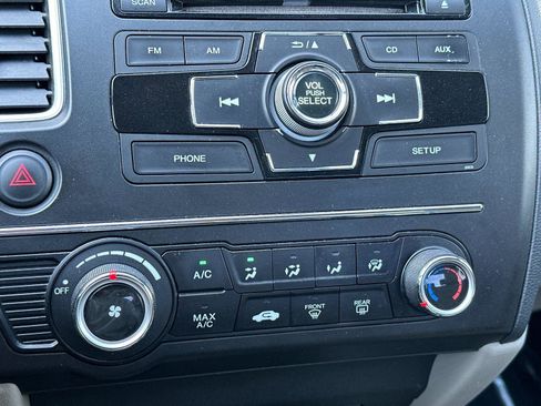Used 2014 Honda Civic LX image 18