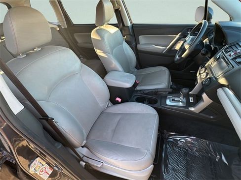 Used 2014 Subaru Forester 2.5i Touring w/ Popular Package #2 image 23