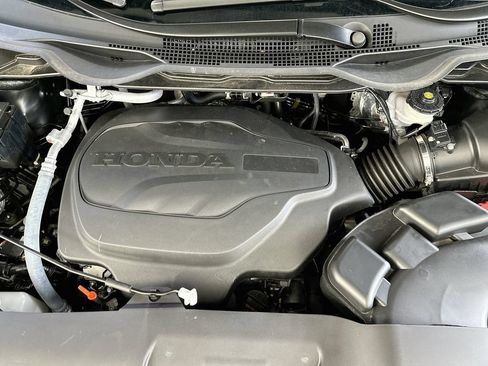 Used 2025 Honda Odyssey Sport-L image 32