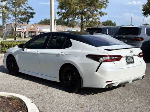 Used 2023 Toyota Camry XSE FWD image 5