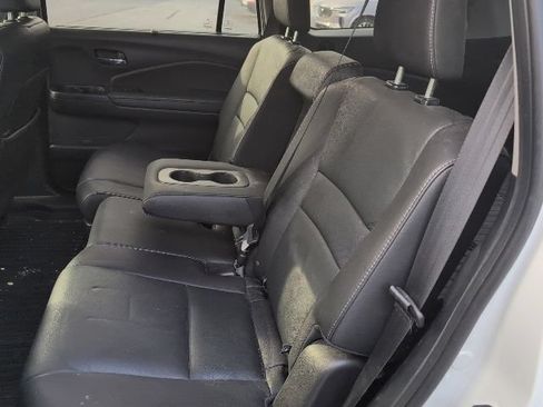 Used 2021 Honda Pilot Special Edition image 18