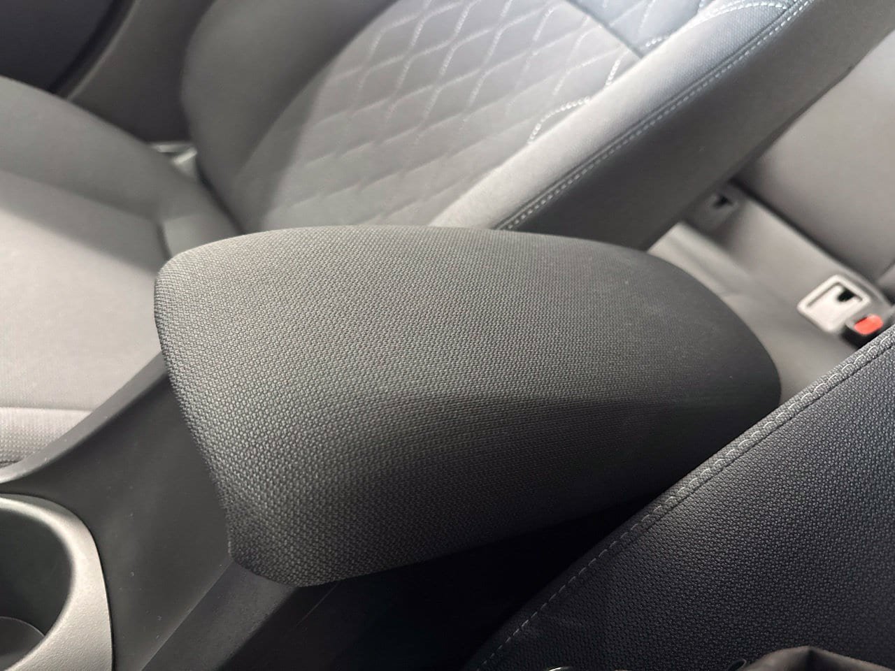 Used 2026 Toyota Corolla LE FWD image 28
