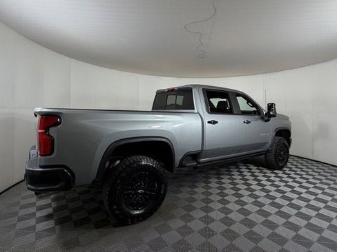 Certified 2025 Chevrolet Silverado 2500 ZR2 w/ Technology Package image 4